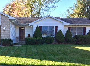 105 Appomattox Dr, Springfield, IL 62711