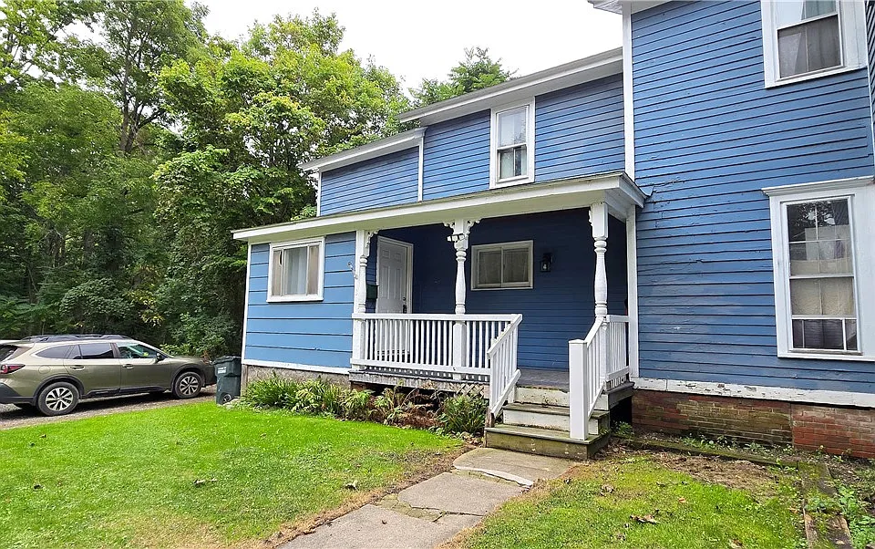 6 Rochester St