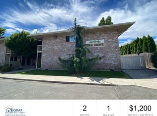 310 Pleasant Ave APT 2, Selah, WA 98942