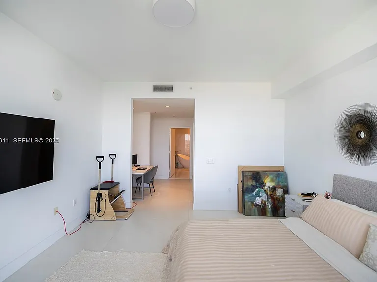 330 Sunny Isles Blvd #5-UPH03 — Photo 21