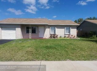 7803 SW 7th Ct, North Lauderdale, FL 33068