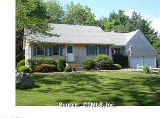 46 Bindloss Rd, Groton, CT 06355