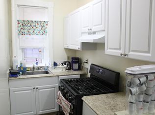 463 Park Dr APT 12, Boston, MA 02215