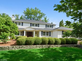 230 Elm Rd, Barrington, IL 60010