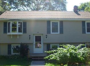 28 Barquentine Dr, Plymouth, MA 02360