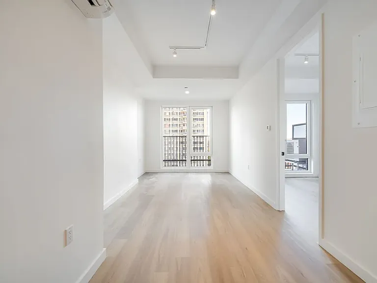 931 Carroll St #1007 — Photo 10