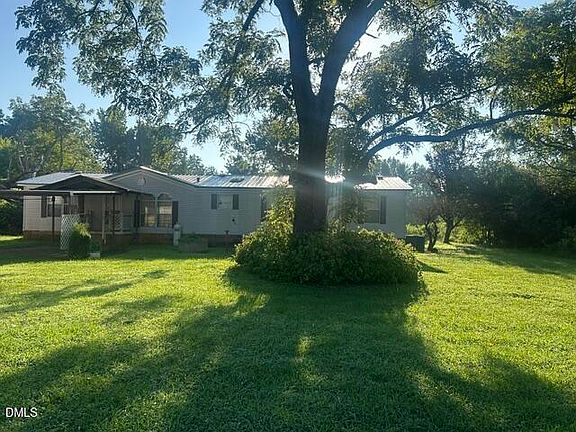 5th image of 647 Joe Brown Rd