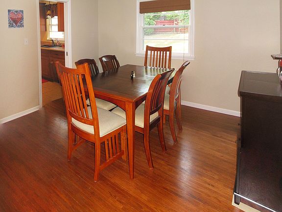 Dinning room or bedroom