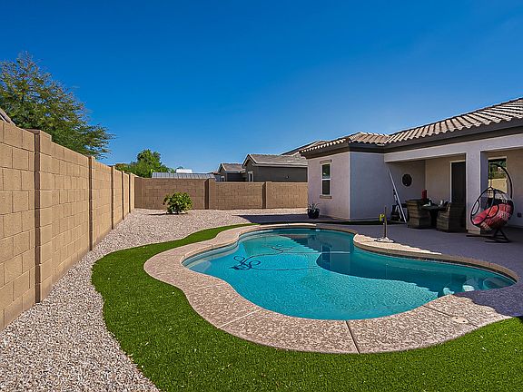 5th image of 22118 E Cherrywood Dr