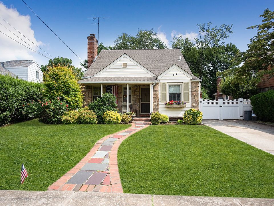Charming Cape Cod style home
