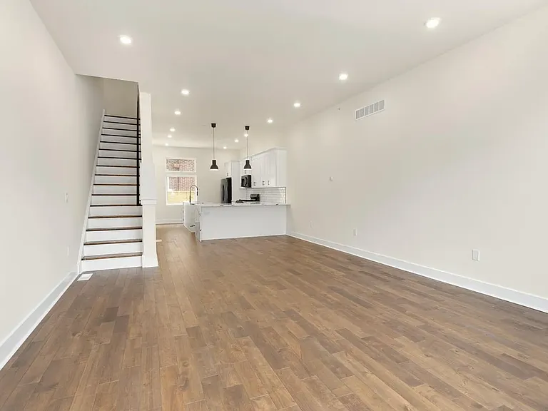 2719 Lefevre St — Photo 21