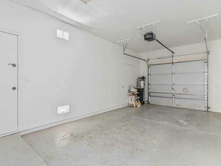 4878 S Fresno St — Photo 6