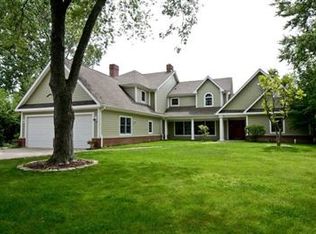 2347 Winnetka Rd, Glenview, IL 60025