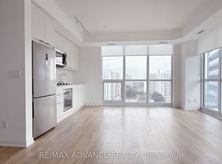 38 Forest Manor Rd #907, Toronto, ON M2J 0H4