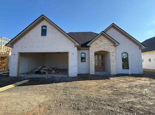 67 Mountain Brook Rd, Little Rock, AR 72223