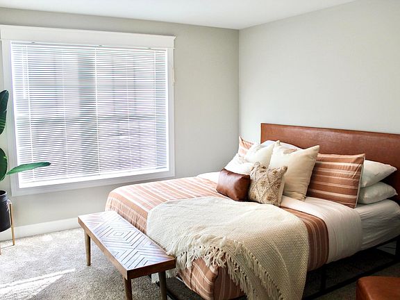 5th image of 6009 S Dune Harbor Dr #102