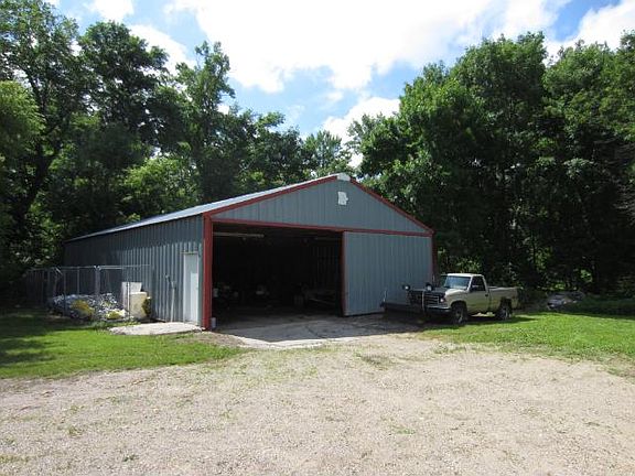 4th image of 37400 180th St