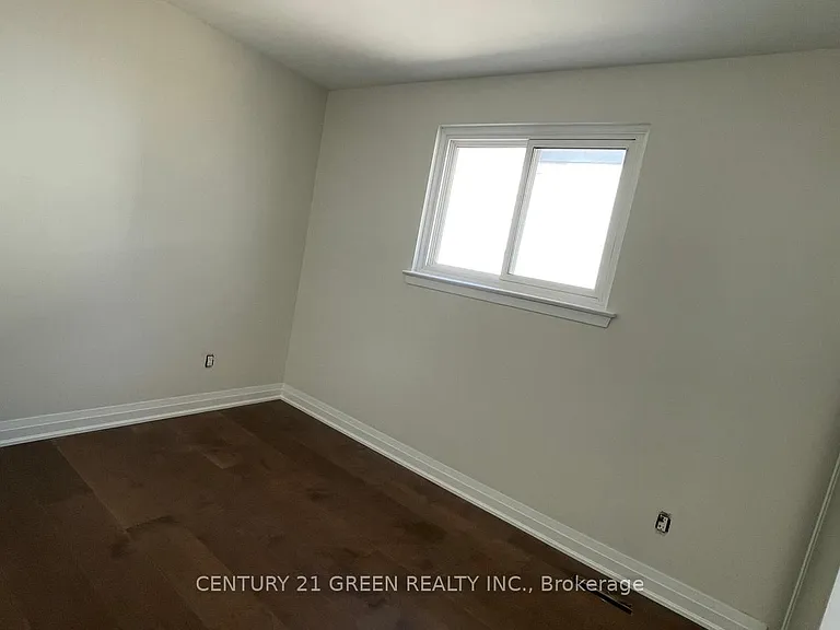 1257 Tredmore Dr #UPPER — Photo 21
