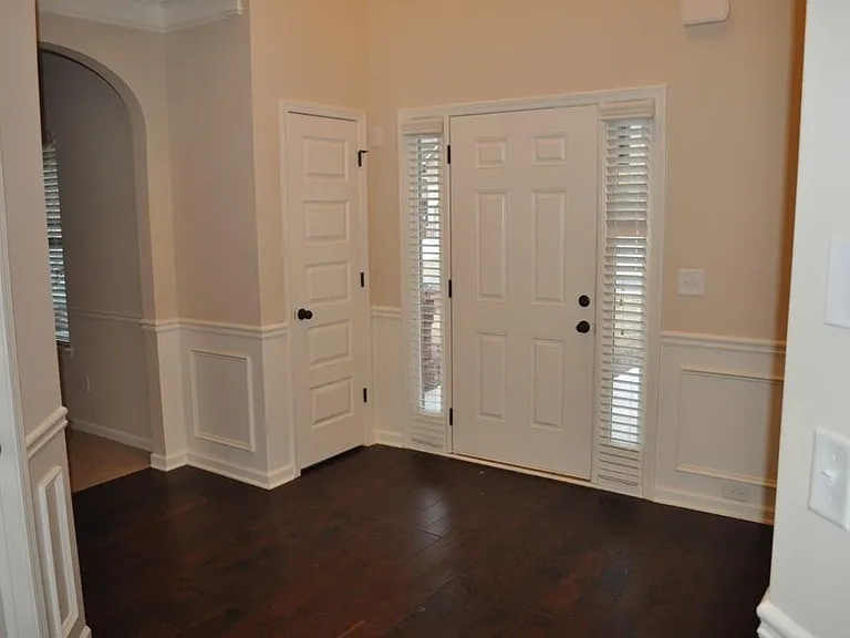 1455 Forest Brook Trl — Photo 11