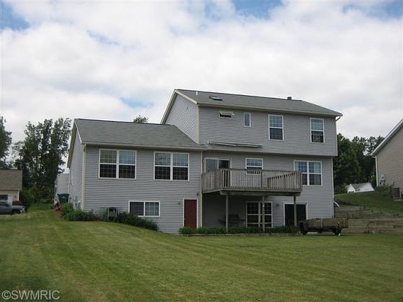 2nd image of 163 Black Cherry Ln