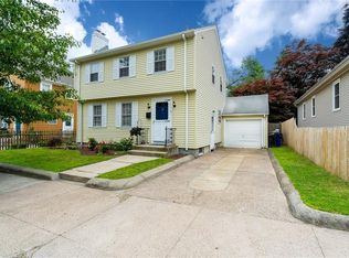 52 Amherst Ave, Pawtucket, RI 02860