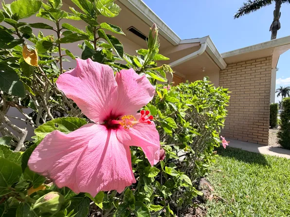 2607 Dudley Dr W APT L, West Palm Beach, FL 33415