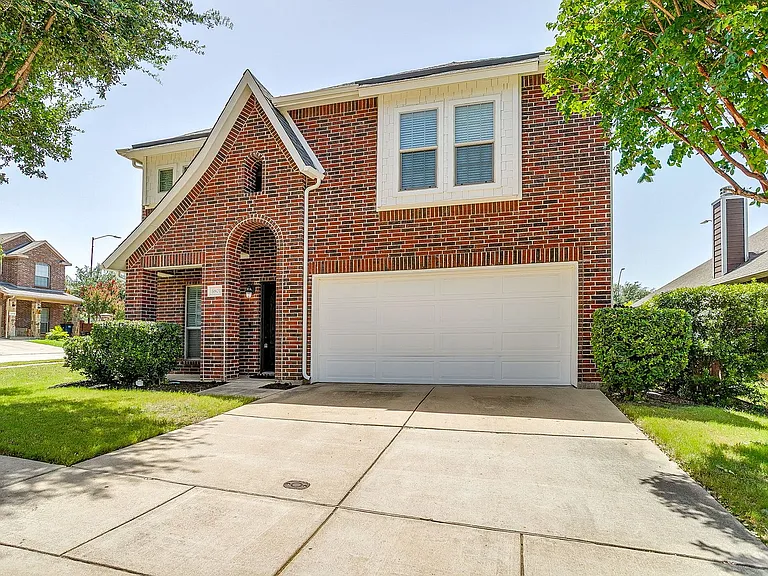3801 Weatherstone Dr — Photo 5