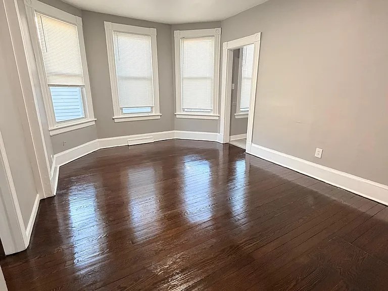 169 Gilbert Ave #A — Photo 4