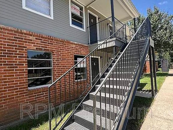 2nd image of 5057 Baker Blvd APT C