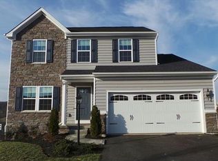 1015 Oakbrooke Dr, Canonsburg, PA 15317