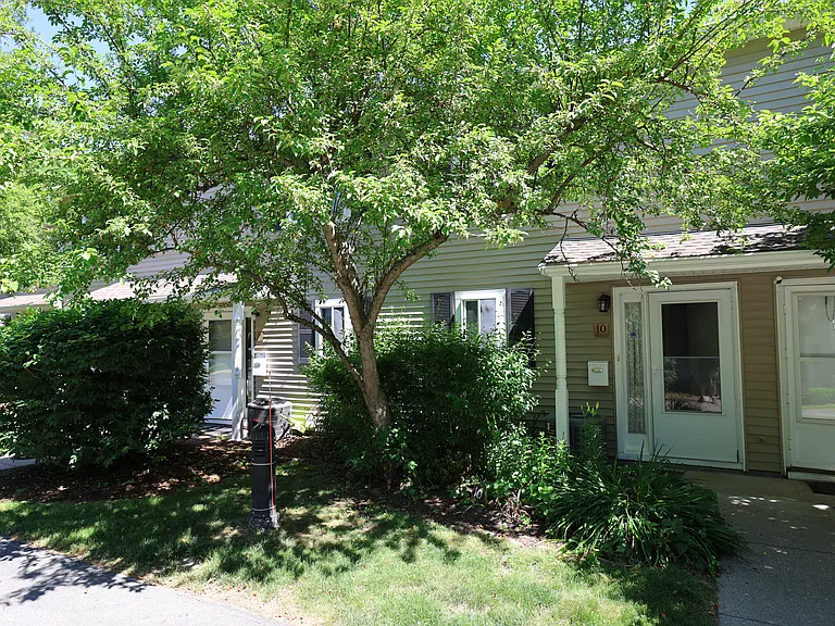 10 Village Brook Ln — Photo 106