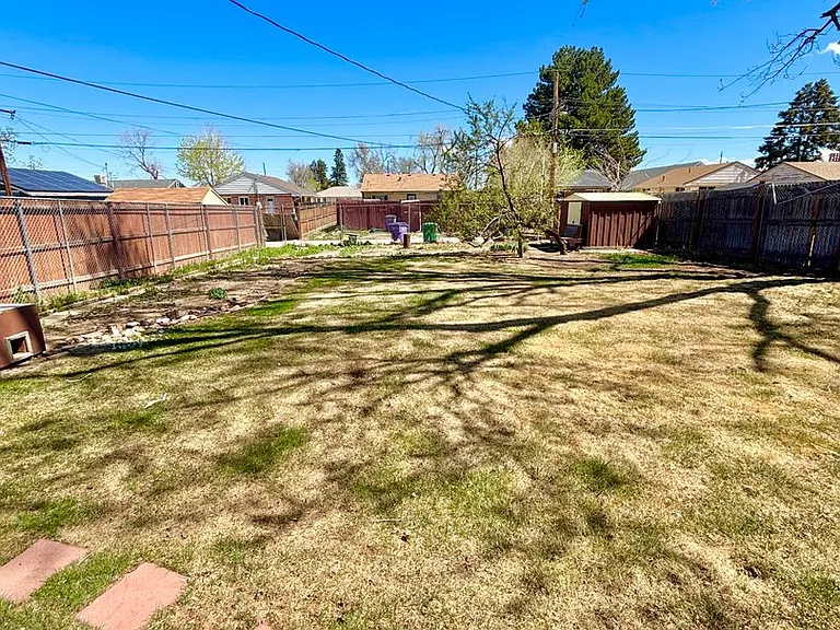 3556 Fairfax St — Photo 16