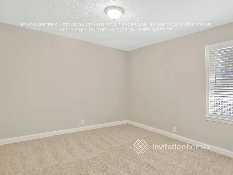 1978 Glendale Dr — Photo 12