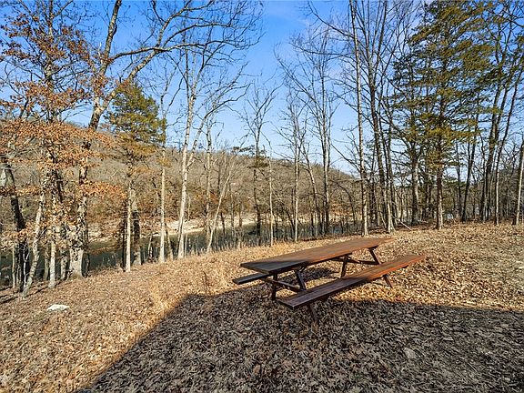 3rd image of 21584 Indian Creek Dr