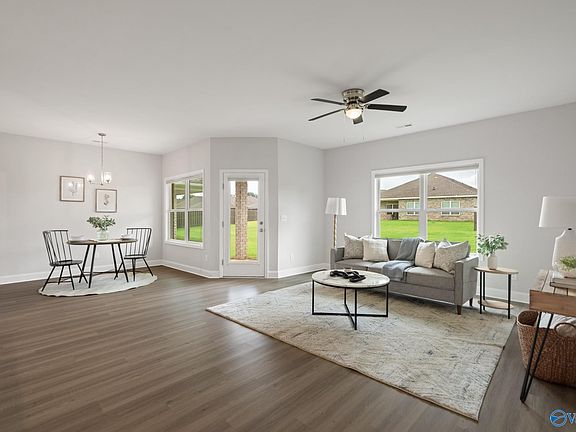 5th image of 170 Williams Pointe Blvd