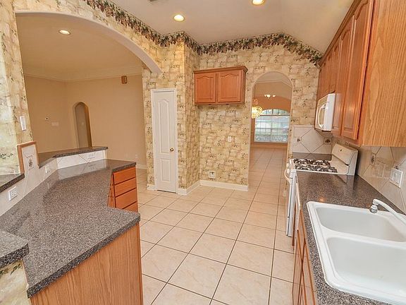 2nd image of 21602 Highland Knolls Dr