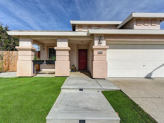 4th image of 1444 Zinnia Way