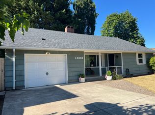1023 Rio Glen Dr, Eugene, OR 97401