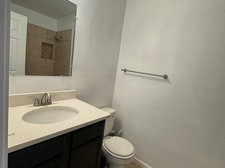 122 S Nome St — Photo 11
