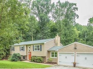 35 Brook Cir, Glenmoore, PA 19343