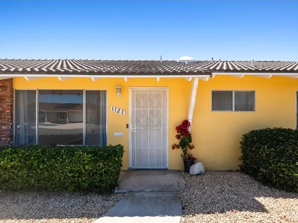 1121 W Mayberry Ave, Hemet, CA 92543