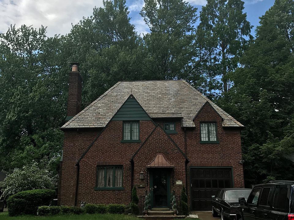 1st image of 250 Hamilton Ave