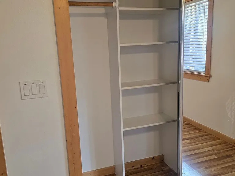 278 Lakewood St — Photo 14