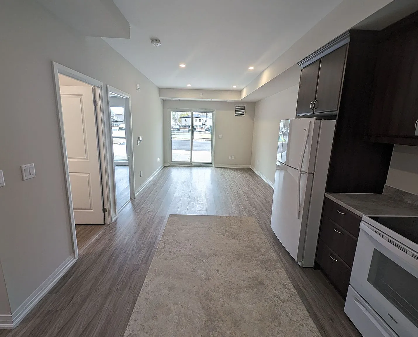 1 bed, $1,800 — Photo 4