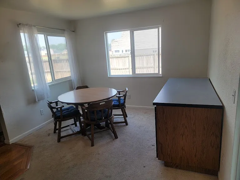 2833 Quincy Ct — Photo 18