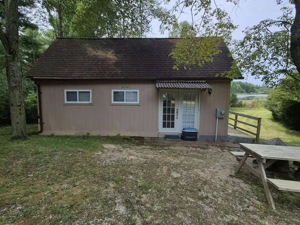 8125 Enid Dr, Evart, MI 49631