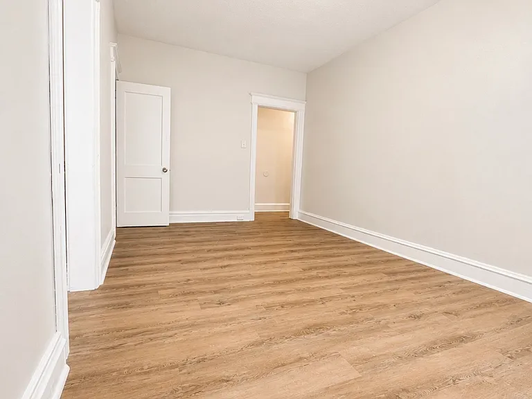 3905 Ventnor Ave #5 — Photo 5