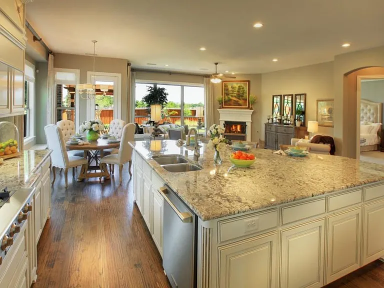 814 Calcot Dr — Photo 6