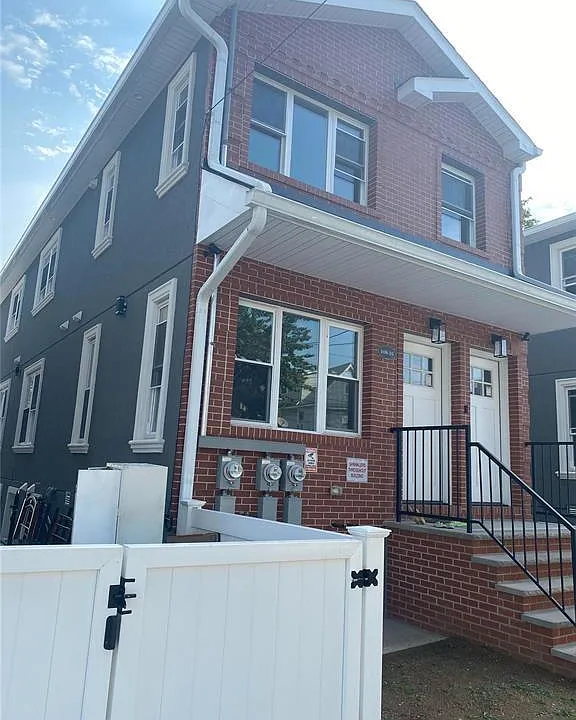 108-16 Pinegrove St #2