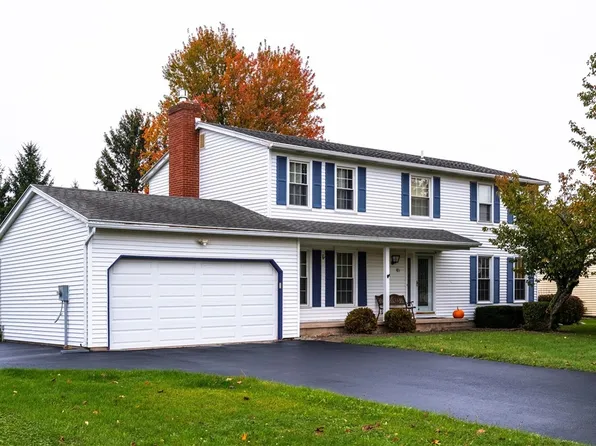 433 Olde Harbour Trl, Rochester, NY 14612